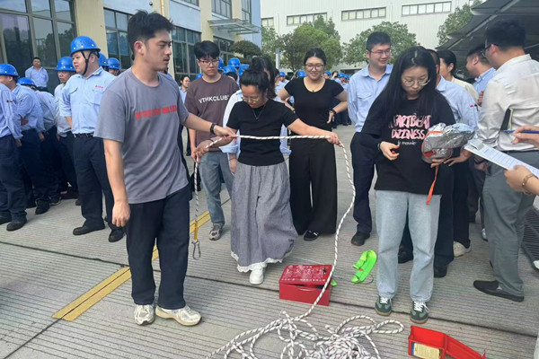 筑牢安全防線！奇億金屬開展全員安全消防實(shí)戰(zhàn)培訓(xùn) 圖4